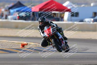 media/Dec-18-2022-SoCal Trackdays (Sun) [[8099a50955]]/Turn 2 (950am)/